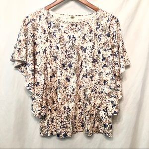 Cupio Flutter Sleeve Blouse